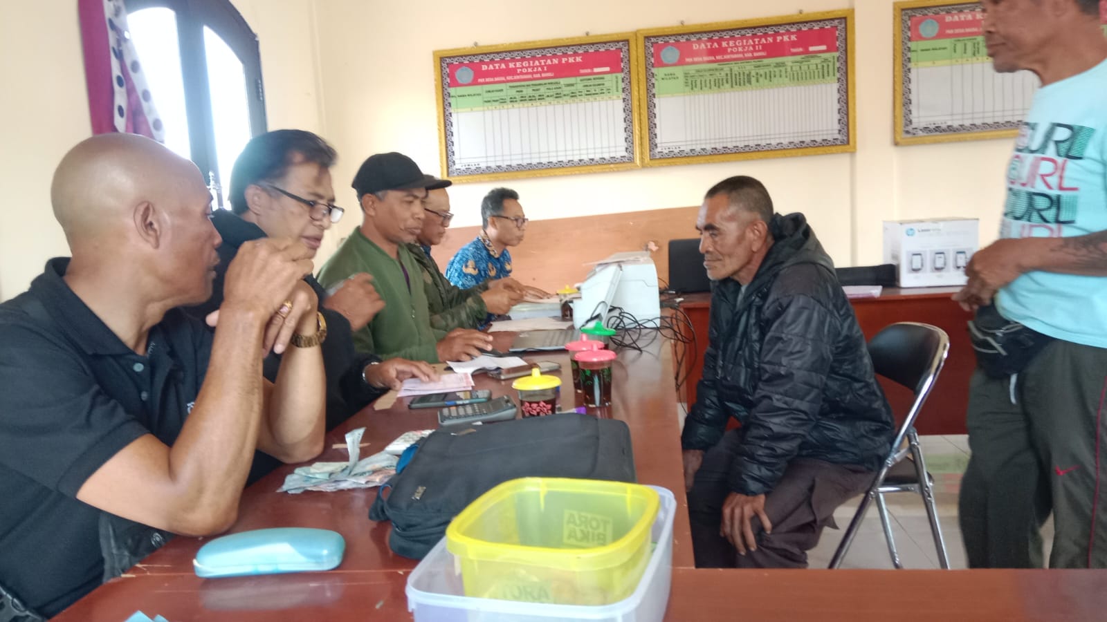  *PELAYANAN DAN PUNGUTAN PBB-P2 DI DESA DAUSA*